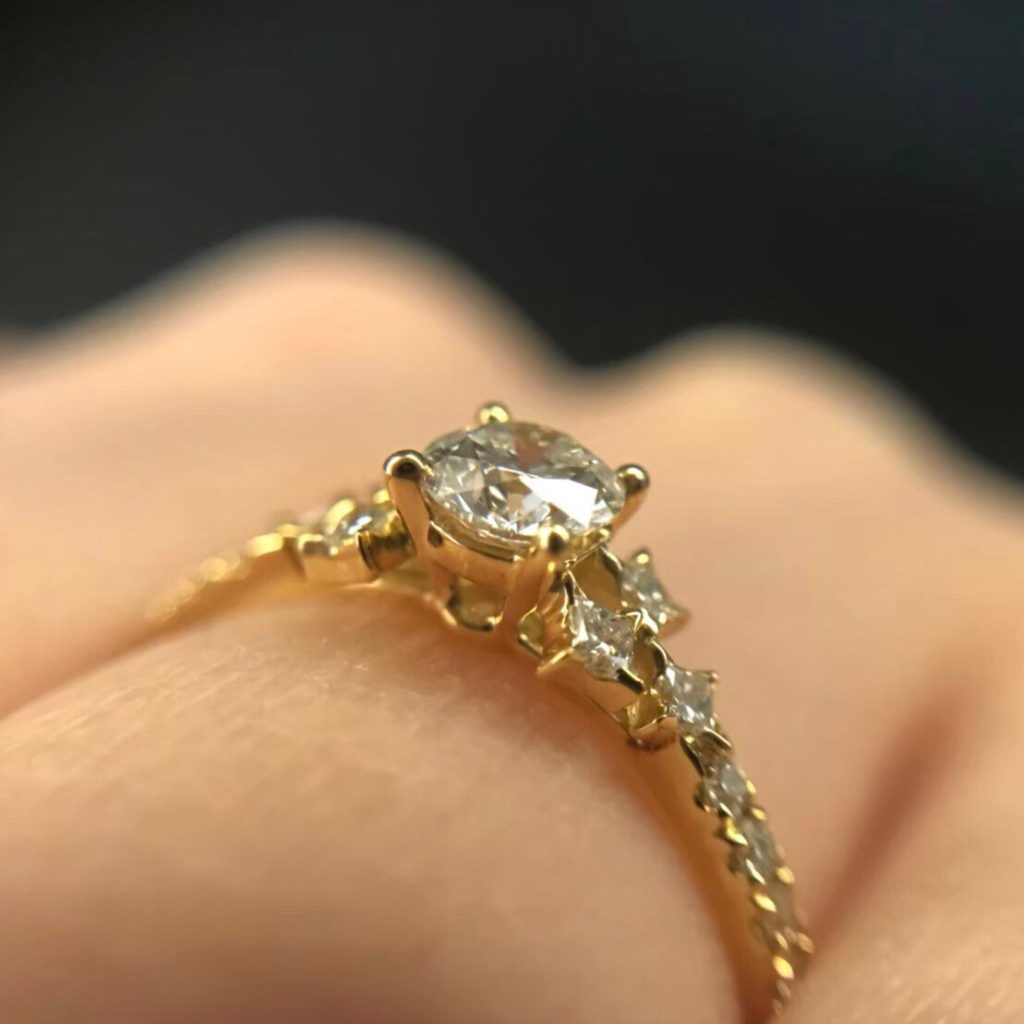 Ahkah Mariage アーカーマリアージュ Celestial Love Ring 婚約指輪 結婚指輪の専門店 タケウチブライダル