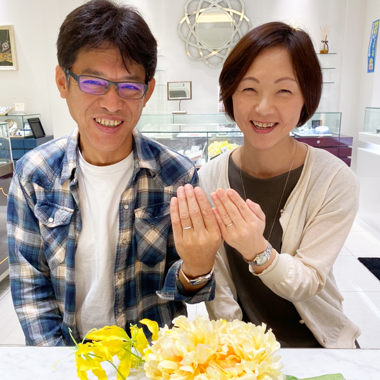 福井駅前総本店 結婚25周年を迎えるにあたり リングを選びに来ました K様 S様 婚約指輪 結婚指輪の専門店 タケウチブライダル